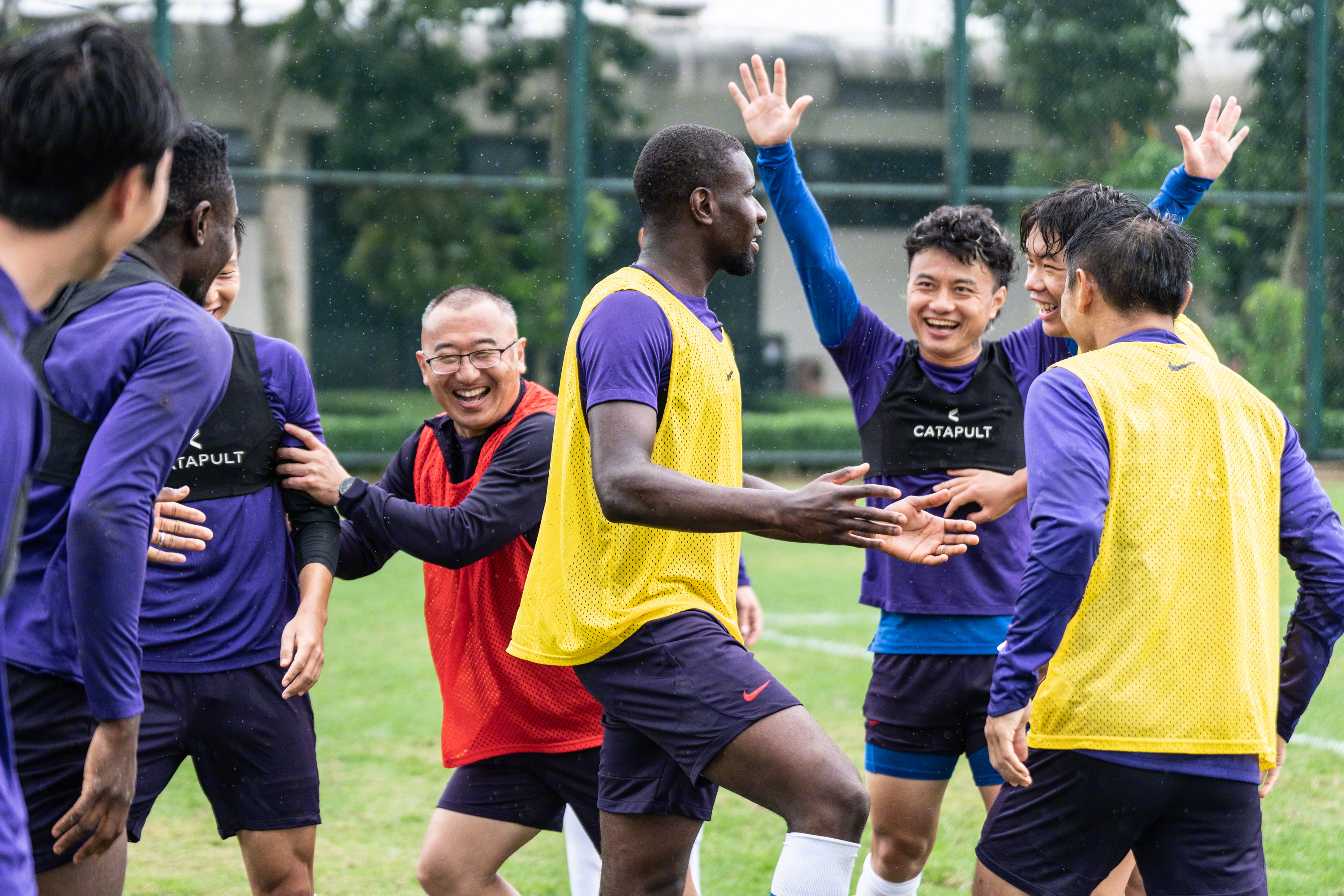 蓄势待发！球员备战下一场比赛的简单介绍